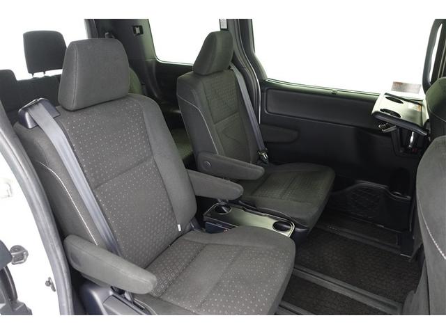 ノア ハイブリッドＧ　Ｒカメラ　スマートキー＆プッシュスタート　ＬＥＤへッドライト　地デジ　イモビライザー　Ｗエアコン　パワーウインドウ　アルミ　クルコン　エアバッグ　横滑り防止　ＤＶＤ再生機能　パワステ　ナビＴＶ　ＡＢＳ（6枚目）