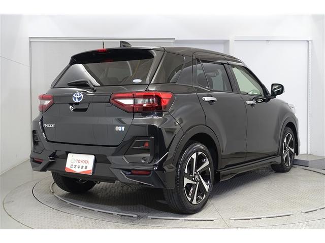 �o�b�N�h�A�͑傫����ɒ��ˏオ��܂��̂ŉו��̏o��������ȒP�ɏo���܂��B�J�̓��ɂ̓o�b�N�h�A���J�����ɂȂ��Ă���܂��恙