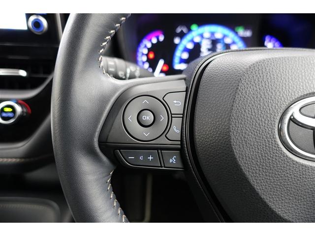 �X�e�A�����O�X�C�b�`���ځI�n���h�������𗣂��Ȃ��Ă��A�茳�̃X�C�b�`�ŉ��ʒ��߂Ȃǂ��o���܂��B�^�]�ȂɎ��������炳�Ȃ��Ă����삪�o���Ĉ��S�ł��I