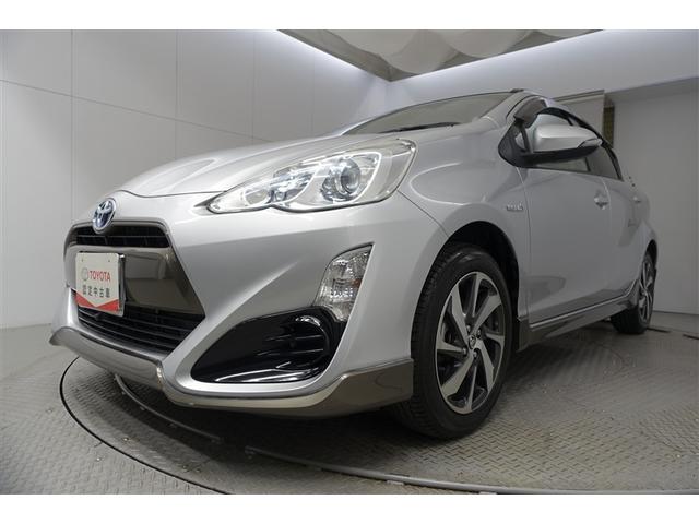 アクア Ｘ－アーバン　キーフリーシステム　横滑り防止システム　Ａストップ　衝突軽減ブレーキ　ＤＶＤ再生可　パワステ　フルセグＴＶ　スマートキ－　デュアルエアバック　運転席エアバッグ　ナビＴＶ　ＥＴＣ車載器　ドラレコ　ＡＢＳ（21枚目）