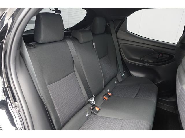 ヤリス Ｚ　ワンオーナー車　パワステ　メディアプレイヤー接続　ＥＳＣ　ＬＥＤライト　サイドエアバック　クルーズＣ　リモコンキー　オ－トエアコン　イモビ　ＡＢＳ　エアバッグ　パワーウィンドウ　ＥＴＣ　スマートキ（6枚目）