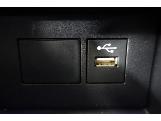 アクア Ｘ　スマートキ　キーフリー　アルミホイール　バックガイドモニター　点検記録簿　１００Ｖ　ＬＥＤライト　イモビ　クルーズコントロール　オートエアコン　ＥＳＣ　ナビ　サイドエアバック　エアバッグ　ＥＴＣ（32枚目）