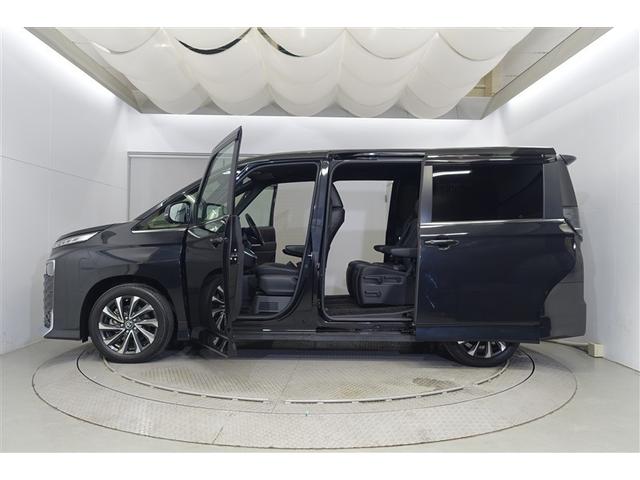 ヴォクシー ハイブリッドS-Z 誤発進抑制 インテリジェントキー 地上デジタル アクティブクルーズコントロール エアバッグ DVD再生機能 ABS 100V充電 ナビ&TV キーレス リアカメラ PS パワーウィンドウ 整備記録簿(2枚目)