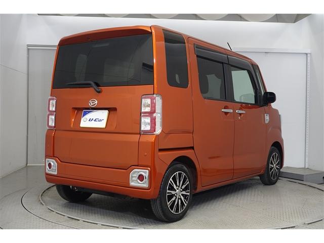 �o�b�N�h�A�͑傫����ɒ��ˏオ��܂��̂ŉו��̏o��������ȒP�ɏo���܂��B�J�̓��ɂ̓o�b�N�h�A���J�����ɂȂ��Ă���܂��恙