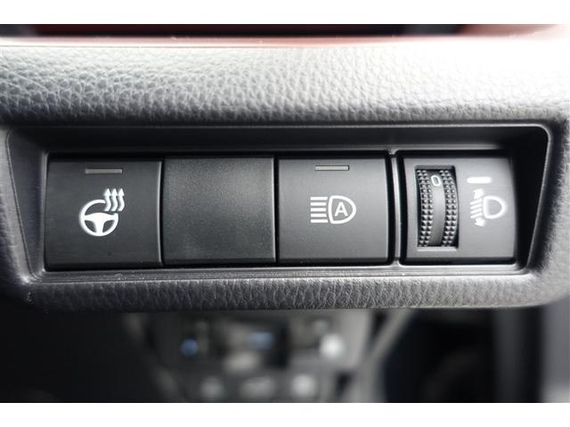 プリウス Ｚ　１オーナー　ＡＣ１００Ｖ　メディアプレイヤー接続　セキュリティー　ＡＷ　オートエアコン　整備記録簿　クルーズコントロール　ドライブレコーダ　ＴＶ　運転席パワーシート　横滑り防止装置　ＥＴＣ付　ＡＢＳ（31枚目）