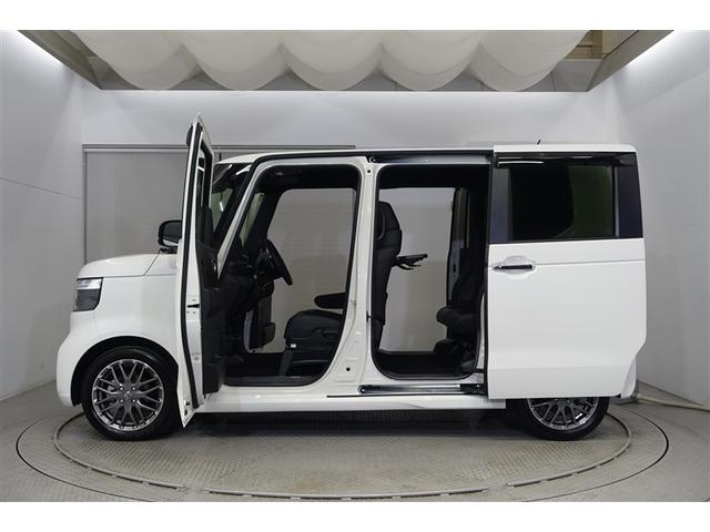 Ｎ－ＢＯＸカスタム ターボ　盗難防止システム　スマートキープッシュスタート　ブレーキサポート　１オーナー　サイドエアバック　パワーステアリング　ＤＶＤ再生可　横滑防止　エアコン　ＡＷ　オートクルーズ　キーレスエントリー　ベンチＳ（2枚目）