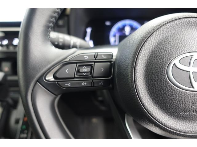 �X�e�A�����O�X�C�b�`���ځI�n���h�������𗣂��Ȃ��Ă��A�茳�̃X�C�b�`�ŉ��ʒ��߂Ȃǂ��o���܂��B�^�]�ȂɎ��������炳�Ȃ��Ă����삪�o���Ĉ��S�ł��I