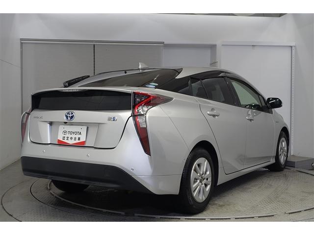 プリウス Ｓセーフティプラス　地デジフルセグ　アイドルストップ　セキュリティ　運転席エアバック　アクティブクルーズコントロール　点検記録簿　ＥＴＣ装備　ＬＥＤライト　Ｂモニター　ナビＴＶ　横滑り防止機能　リモコンキー　ＡＷ　ＰＷ（3枚目）