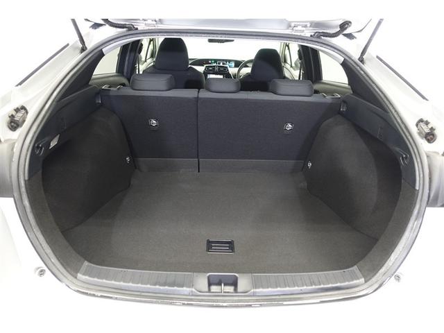 プリウス Ｓセーフティプラス　地デジフルセグ　アイドルストップ　セキュリティ　運転席エアバック　アクティブクルーズコントロール　点検記録簿　ＥＴＣ装備　ＬＥＤライト　Ｂモニター　ナビＴＶ　横滑り防止機能　リモコンキー　ＡＷ　ＰＷ（8枚目）