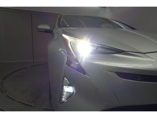プリウス Ｓセーフティプラス　地デジフルセグ　アイドルストップ　セキュリティ　運転席エアバック　アクティブクルーズコントロール　点検記録簿　ＥＴＣ装備　ＬＥＤライト　Ｂモニター　ナビＴＶ　横滑り防止機能　リモコンキー　ＡＷ　ＰＷ（22枚目）