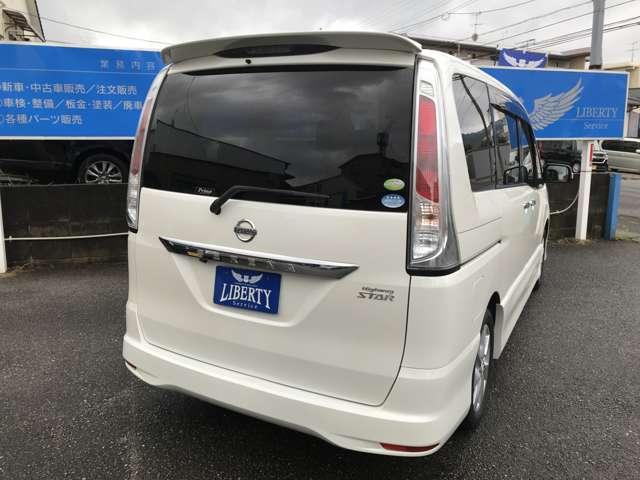 日産 セレナ