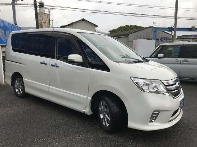 日産 セレナ