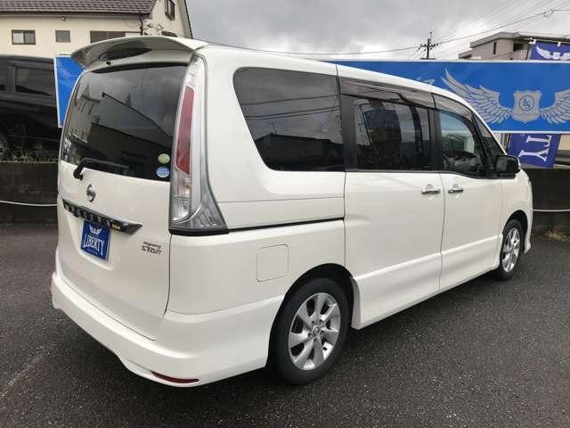 日産 セレナ