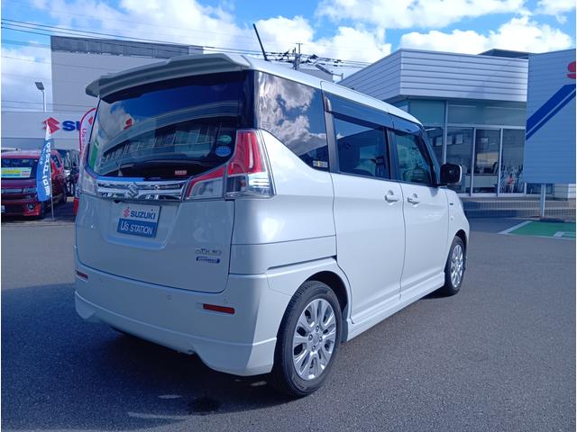 �N�[���Ɍ��܂��Ă��܂���B����C�Ȃ��A�X�^�C���b�V���Ȋ����ł��B���߂��������̂��炢�̃f�U�C�����������ł��ˁB