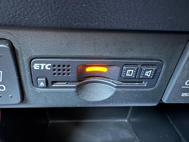 Ｎ－ＢＯＸカスタム Ｇ・Ｌパッケージ　バックカメラ　オートライト　Ｂｌｕｅｔｏｏｔｈ　両側電動スライドドア　ナビ　プッシュスタート　シートヒーター　シートヒーター　オートエアコン　ＥＴＣ　盗難防止システム　１年保証付（7枚目）