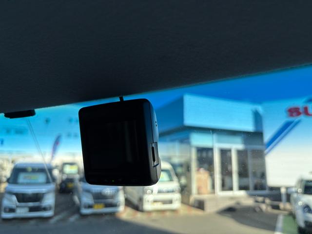 Ｎ－ＢＯＸカスタム Ｇ・Ｌパッケージ　バックカメラ　オートライト　Ｂｌｕｅｔｏｏｔｈ　両側電動スライドドア　ナビ　プッシュスタート　シートヒーター　シートヒーター　オートエアコン　ＥＴＣ　盗難防止システム　１年保証付（8枚目）