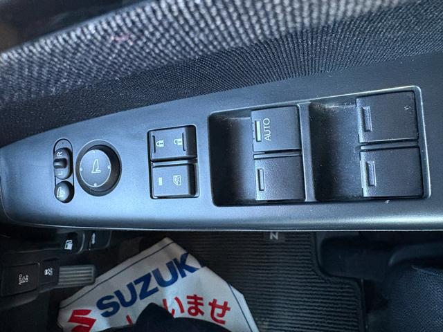 Ｎ－ＢＯＸカスタム Ｇ・Ｌパッケージ　バックカメラ　オートライト　Ｂｌｕｅｔｏｏｔｈ　両側電動スライドドア　ナビ　プッシュスタート　シートヒーター　シートヒーター　オートエアコン　ＥＴＣ　盗難防止システム　１年保証付（30枚目）