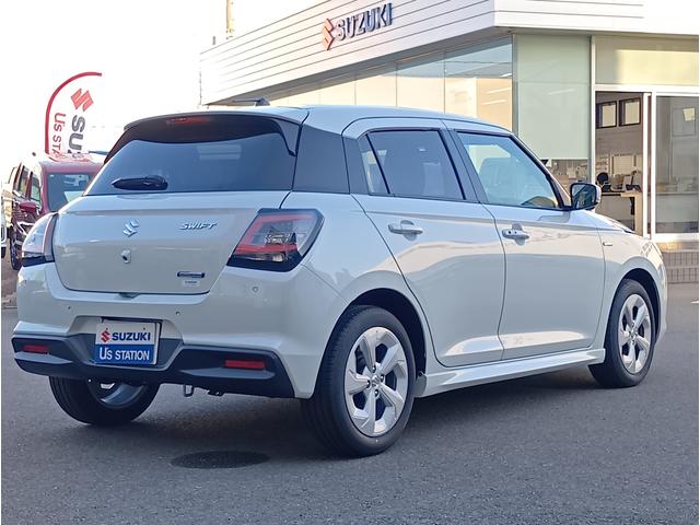 �N�[���Ɍ��܂��Ă��܂���B����C�Ȃ��A�X�^�C���b�V���Ȋ����ł��B���߂��������̂��炢�̃f�U�C�����������ł��ˁB