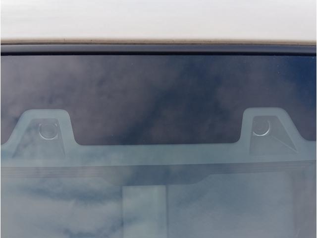 キャリイトラック KCエアコン・パワステ 7型 オートライト 禁煙車 マニュアルエアコン ワンオーナー 4WD 衝突被害軽減システム アイドリングストップ 横滑り防止機能 ETC パーキングセンサー3年保証付き(5枚目)