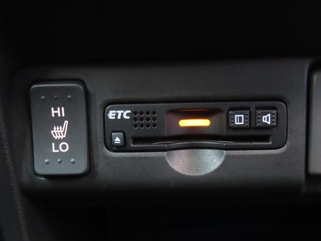 N-BOXカスタム G SS ブラックスタイルパッケージ バックカメラ オートライト Bluetooth 両側電動スライドドア ナビ プッシュスタート ETC オートエアコン 禁煙車 衝突被害軽減システム 横滑り防止機能 盗難防止システム 1年保証付(9枚目)