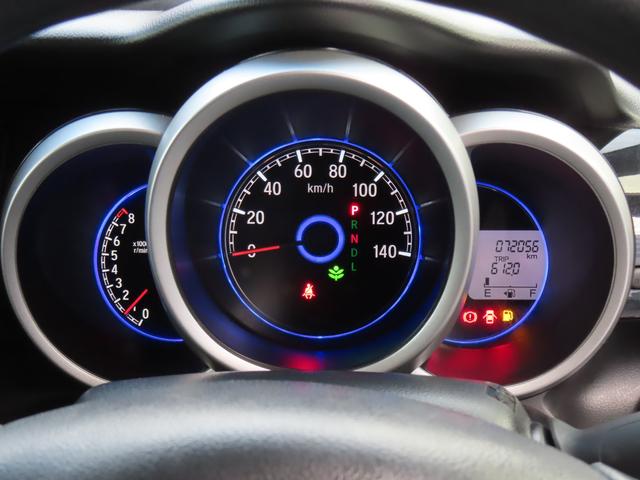 N-BOXカスタム G SS ブラックスタイルパッケージ バックカメラ オートライト Bluetooth 両側電動スライドドア ナビ プッシュスタート ETC オートエアコン 禁煙車 衝突被害軽減システム 横滑り防止機能 盗難防止システム 1年保証付(27枚目)