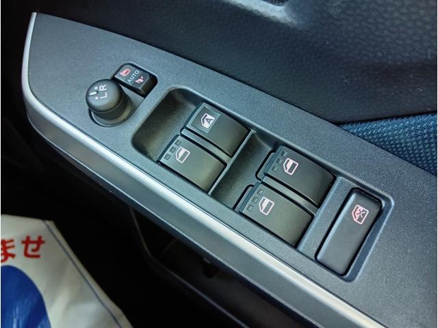 ルーミー カスタムG-T 電動パーキングブレーキ ドライブレコーダー バックカメラ オートライト Bluetooth スライドドア 純正ナビ プッシュスタート オートエアコン ETC 禁煙車 衝突被害軽減システム 1年保証付(30枚目)