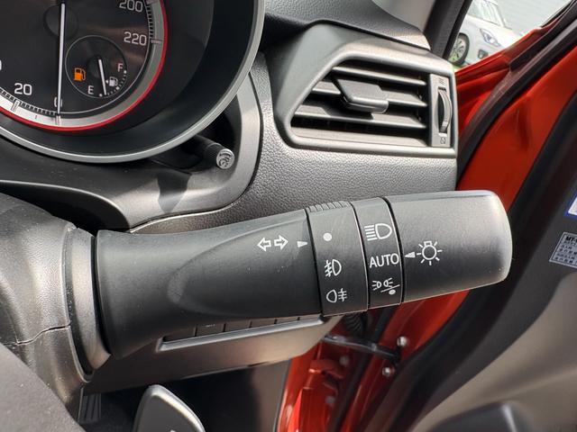 �I�[�g���C�g�@�\�t���I�����ňÂ������m���w�b�h���C�g��_�����Ă���܂��I