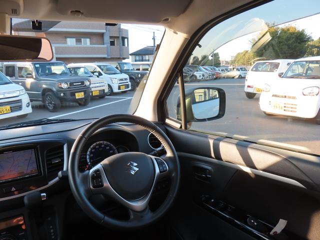 視界が広く前方が見やすいので運転もしやすいです!!交差点等での右折時・左折時に歩行者も見やすいです!! クルマの運転にあまり慣れてない方にもオススメです☆