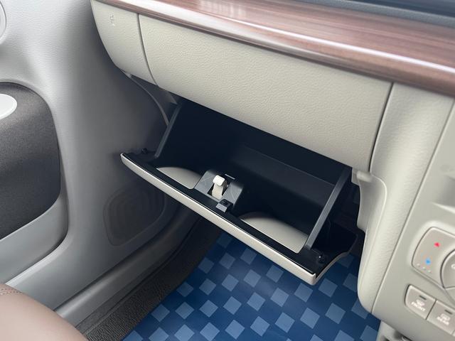 アルトラパンＬＣ ＬＣ　Ｘ　４型　全方位カメラ付きナビ　ＥＴＣ　ＬＥＤヘッドライト　衝突被害軽減ブレーキサポート　アイドリングストップ　オートライト　Ｂｌｕｅｔｏｏｔｈ　ＣＤ／ＤＶＤ（37枚目）