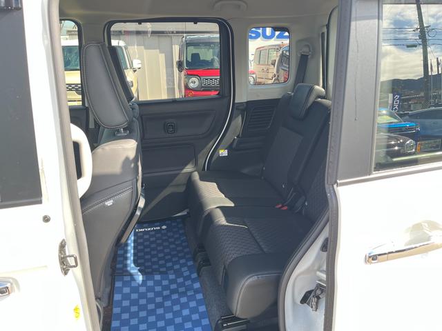 スペーシアカスタム カスタム　ＨＹＢＲＩＤ　ＸＳ　３型　全方位カメラ付きナビ　ＥＴＣ　両側電動スライドドア　衝突被害軽減ブレーキサポート　運転席シートヒーター　スリムサーキュレーター　ヘッドアップディスプレイ　ＬＥＤヘッドライト　アイドリングストップ（8枚目）