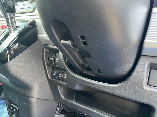 スペーシアカスタム カスタム　ＨＹＢＲＩＤ　ＸＳ　３型　全方位カメラ付きナビ　ＥＴＣ　両側電動スライドドア　衝突被害軽減ブレーキサポート　運転席シートヒーター　スリムサーキュレーター　ヘッドアップディスプレイ　ＬＥＤヘッドライト　アイドリングストップ（49枚目）