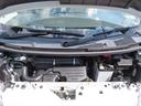 エンジンルームは入庫時に清掃済みです。エンジンルームが綺麗でですと、不具合等の発見もし易く、コンディションのチェックや維持の面でとってもプラスです。