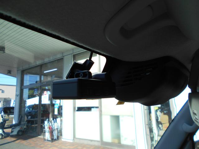 エブリイワゴン ＰＺターボ　スペシャル　ハイルーフ　５型　衝突軽減ブレーキ　後退時ブレーキ　バックカメラ　ＥＴＣ　前方ドライブレコーダー　両側電動スライドドア　オートステップ　ＨＩＤヘッドライト　スマートキー　プッシュスタート　１年保証付き（4枚目）