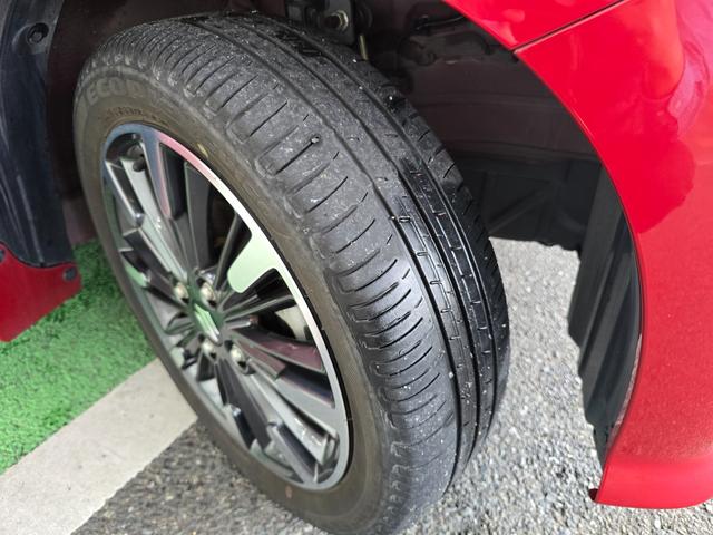 スペーシアカスタム カスタム　ＨＹＢＲＩＤ　ＸＳ　３型　衝突軽減ブレーキ　リアパーキングセンサー　純正９型ナビ　ＣＤ／ＤＶＤ／Ｂｌｕｅｔｏｏｔｈ対応　全方位カメラ　両側電動スライドドア　ＬＥＤヘッドライト　スマートキー　３年保証付き（13枚目）