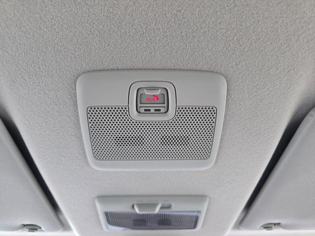 スペーシアカスタム カスタム　ＨＹＢＲＩＤ　ＸＳ　３型　衝突軽減ブレーキ　リアパーキングセンサー　純正９型ナビ　ＣＤ／ＤＶＤ／Ｂｌｕｅｔｏｏｔｈ対応　全方位カメラ　両側電動スライドドア　ＬＥＤヘッドライト　スマートキー　３年保証付き（20枚目）