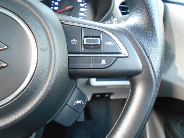 �A�_�v�e�B�u�N���[�Y�R���g���[���ł��B�����^�]�Ȃǂɂ͂ƂĂ��֗��ȋ@�\�ł���