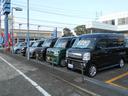 当店の中古車展示場の画像です!20台以上の在庫を取り揃えております。ご希望の車両がない場合でもお探しいたしますので、一度ご来店下さい♪
