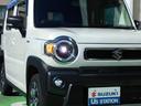 LEDヘッドライトです。とても明るく安全に走行できます