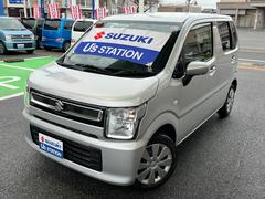 外装は専門のスタッフが仕上げを行っておりますので、きれいな状態でご納車できます。 5