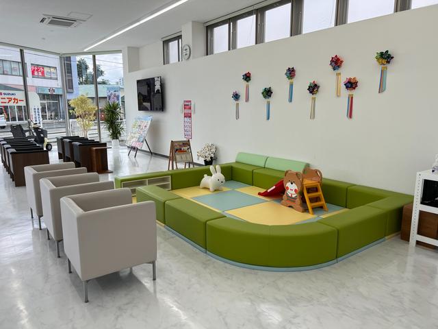 ワゴンＲ ＨＹＢＲＩＤ　ＦＸ　衝突被害軽減ブレーキ　ＣＤステレオ　スマートキー　プッシュスタート　アイドリングストップ　ヘッドアップディスプレイ　エアコン　パワステ　パワーウインド（66枚目）