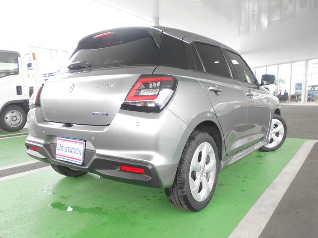 �ԑ̐F�̓v���~�A���V���o�[���^���b�N