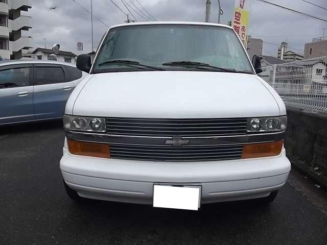 シボレーアストロ LT 4WD 8ナンバー DVDナビ 3列シート ETC(2枚目)