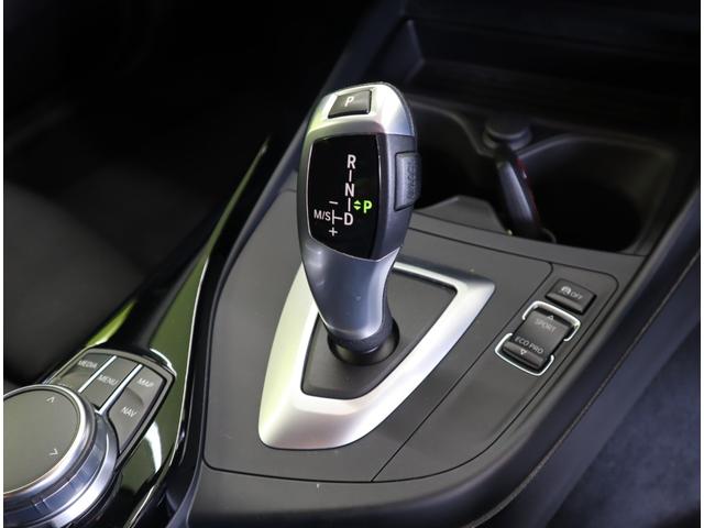 １シリーズ １１８ｄ　スポーツ／走行２９８００ｋｍ／　純正ＨＤＤナビ／Ｂカメラ／クルコン／インテリジェントセーフティ／キーレス／ミラー一体型ＥＴＣ／革巻ステア／オートＬＥＤ／ミラーウインカー／１６ＡＷ／８ＡＴ（19枚目）