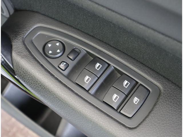 １シリーズ １１８ｄ　スポーツ／走行２９８００ｋｍ／　純正ＨＤＤナビ／Ｂカメラ／クルコン／インテリジェントセーフティ／キーレス／ミラー一体型ＥＴＣ／革巻ステア／オートＬＥＤ／ミラーウインカー／１６ＡＷ／８ＡＴ（39枚目）