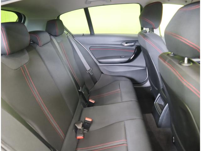 １シリーズ １１８ｄ　スポーツ／走行２９８００ｋｍ／　純正ＨＤＤナビ／Ｂカメラ／クルコン／インテリジェントセーフティ／キーレス／ミラー一体型ＥＴＣ／革巻ステア／オートＬＥＤ／ミラーウインカー／１６ＡＷ／８ＡＴ（42枚目）