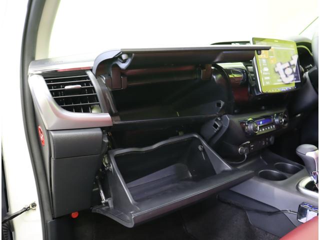 ハイラックス Ｚ／１１型ナビ／リフトＵＰ／ＧＲマッドガード／トノカバー／　１１型フルセグナビ／Ｂカメラ／シートカバー／レーダークルーズ／プリクラッシュ／スマートキー／クリアランスソナー／ＴＯＹＯＴＡデカール／マッドガード／リフトＵＰ／トノカバーＬＥＤ／１７ＡＷ／６ＡＴ（49枚目）