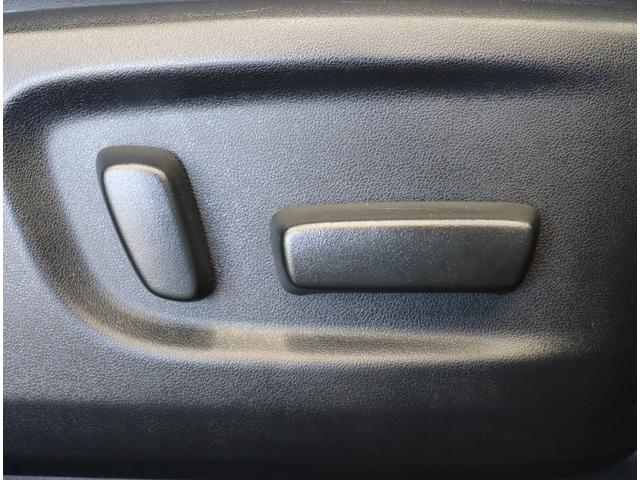 アルファード ２．５Ｓ　Ｃパッケージ／モデリスタエアロ／Ｗサンルーフ／　１１型フルセグナビ／Ｂカメラ／両側自動ドア／合皮エアシート／レーダークルーズ／プリクラッシュ／ＢＳＭ／Ｐバックドア／オートＬＥＤ／１８ＡＷ／ＣＶＴ／モデリスタエアロ／Ｗサンルーフ／７人乗（40枚目）