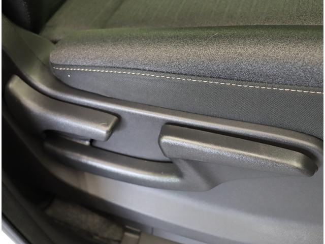 セレナ e-パワー ハイウェイスターV/Fスポイラー/8人乗/ 9型フルセグナビ/両側自動ドア/インテリキー/プロパイロット/車線逸脱抑制/エマブレ/革巻ステア/ETC/Fスポイラー/ミラーウインカー/F&Rソナー/オートLED/16AW/8人乗(31枚目)