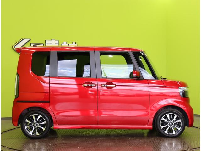 N-BOXカスタム コーディネートスタイル/ホンダセンシング/ ディスプレイオーディオ/Bカメラ/両側パワースライドドア/スマートキー/合皮シート/アダプティブクルーズ/CMBS/オートハイビーム/Pセンサー/LEDライト/14AW/CVT(5枚目)