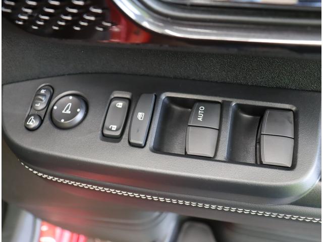 N-BOXカスタム コーディネートスタイル/ホンダセンシング/ ディスプレイオーディオ/Bカメラ/両側パワースライドドア/スマートキー/合皮シート/アダプティブクルーズ/CMBS/オートハイビーム/Pセンサー/LEDライト/14AW/CVT(35枚目)